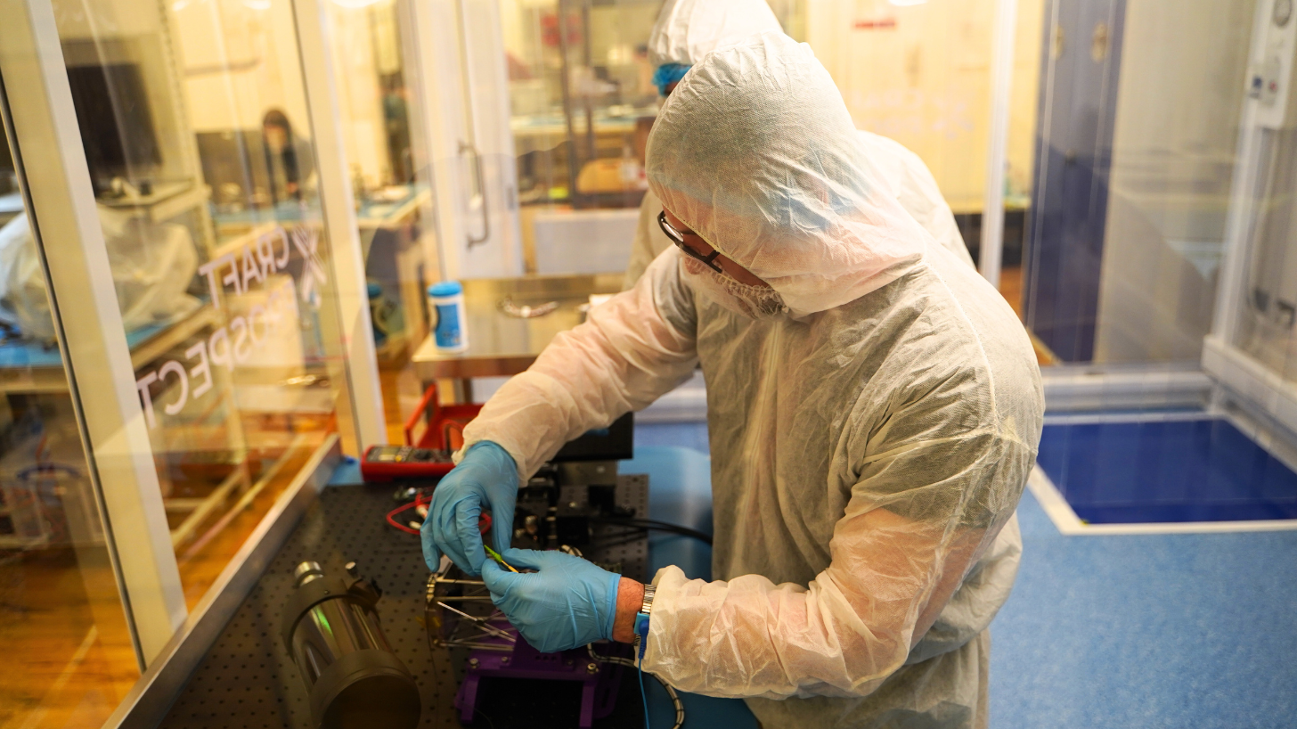 Satellite Cleanroom Mini Environment